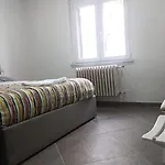 Relax 5-4-3 Homestay szállás Rivalta Bormida